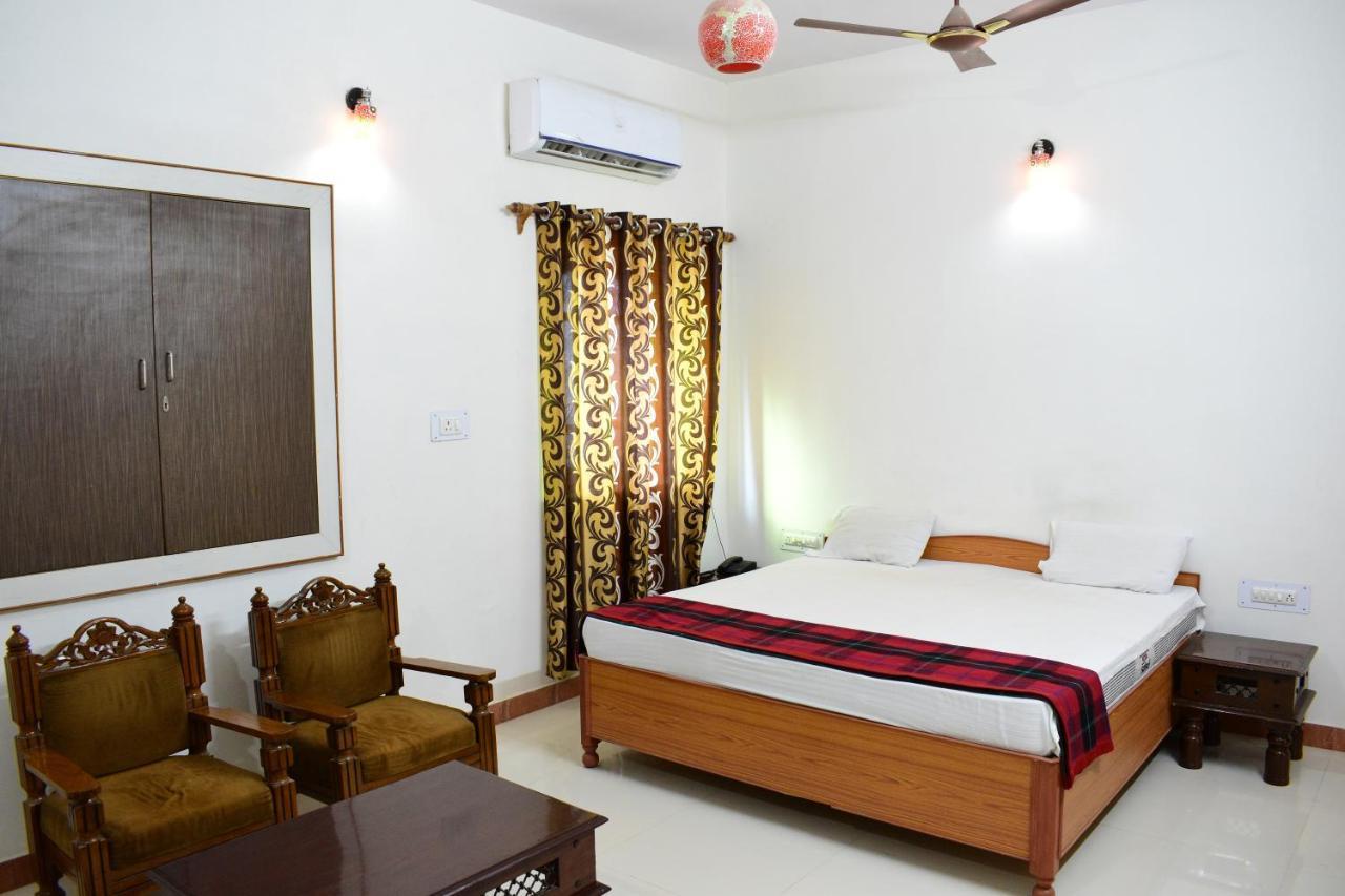 Poonam Palace Near By Airport Dzsódhpur Kültér fotó