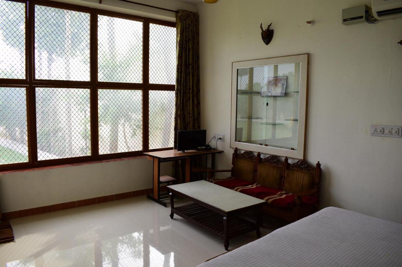 Poonam Palace Near By Airport Dzsódhpur Kültér fotó